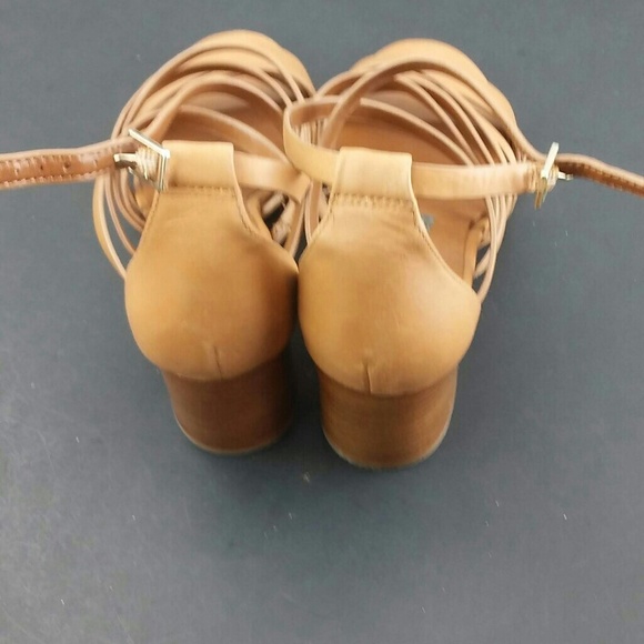 Nine West Women 8 Youlo Strappy Block Heel Sandal - Picture 4 of 4